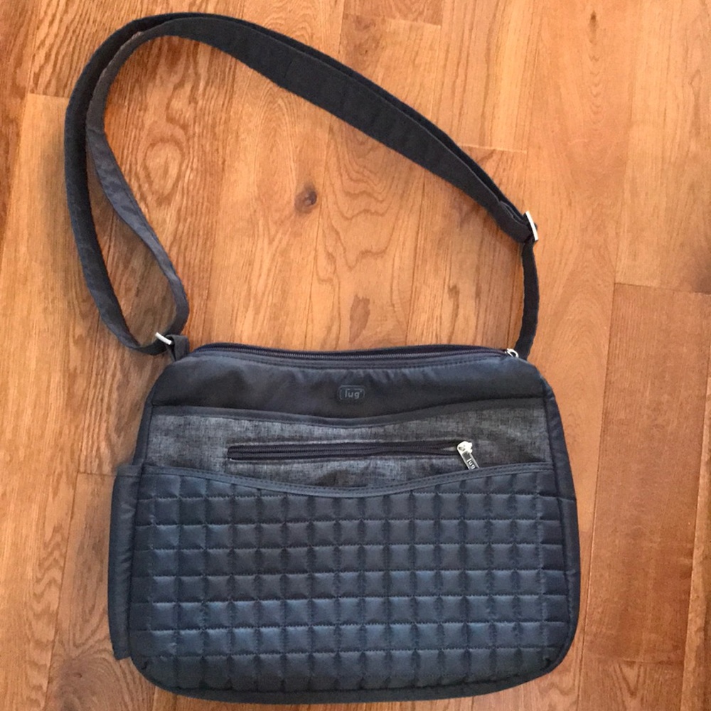Lug crossbody bag